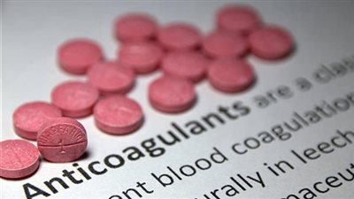 تحذير من تداخل دوائي غذائي خطير بين أدوية السيولة والثوم