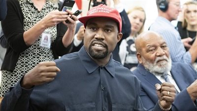 بسبب تعاطفه مع هتلر.. ماسك يحظر حساب كاني ويست مجددًا على تويتر 