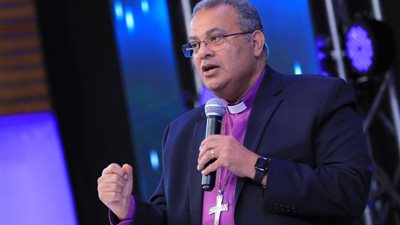 رئيس الإنجيلية: الشيطان يسعى أن يظل الإنسان في سجن الشعور بالذنب