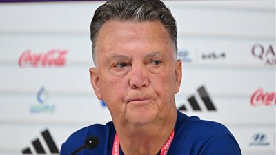 فان جال يحذر لاعبي هولندا من خطورة أمريكا في مواجهة ثمن النهائي 