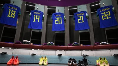 بعد ارتدائه أمام الكاميرون.. حكايات القميص الأزرق مع البرازيل في كاس العالم