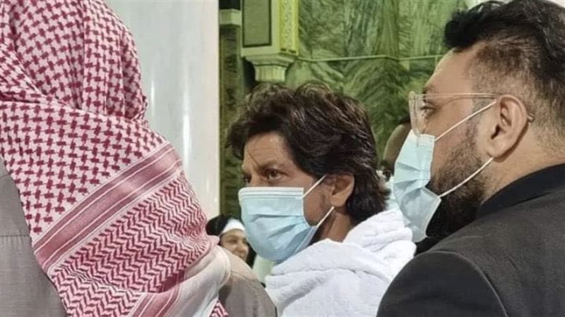 النجم العالمي شاروخان
