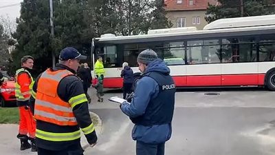 تحتوي على عيون حيوانات.. استهداف سفارات أوكرانية في عواصم عالمية بطرود دموية