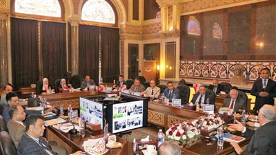 وزير الزراعة يؤكد أهمية الأبحاث العلمية التطبيقية في استصلاح الصحراء 