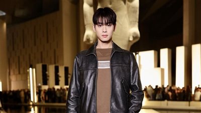 تعرف على سعر ملابس اوه سيهون خلال زيارته للمتحف الكبير