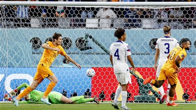 كأس العالم 2022.. أمريكا تحاول تقليص الفارق أمام هولندا بعد مرور 70 دقيقة|فيديو