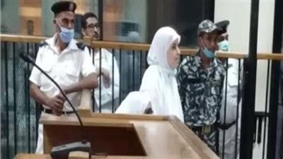 غدا.. محاكمة عائشة الشاطر و30 آخرين بتهمة تمويل الإرهاب