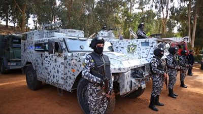 مديرو الأمن يتفقدون الخدمات الأمنية لتأمين احتفالات المواطنين بعيد الفطر