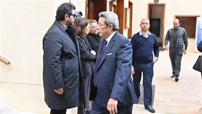 محمود سعد وأحمد الطاهري أول الحضور في جنازة مفيد فوزي