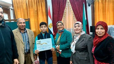 تكريم أوائل المسابقات الثقافية والدينية بإدارة رعاية الطلاب بالجيزة
