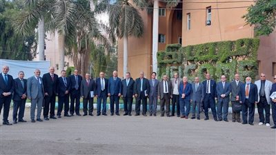 رئيس جامعة بنها يستقبل أعضاء لجنة قطاع العلوم الزراعية بالمجلس الأعلى للجامعات