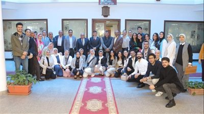 سكرتير عام دمياط يلتقي وفد فنون جميلة الإسكندرية | صور