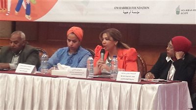 القوى العاملة بأسوان تشارك فى مؤتمر 