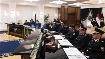 7صور ترصد حضور السيسي اختبارات كشف الهيئة للطلبة المتقدمين لأكاديمية الشرطة