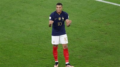 مبابي يحقق أرقاما قياسية غير مسبوقة مع فرنسا