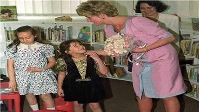 بعد تصدرها التريند.. قصة صورة دنيا سمير غانم برفقة الأميرة ديانا