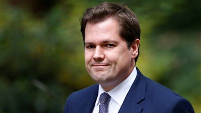 وزير بريطاني يدعو لمنع الألبانيين من اللجوء لبلاده