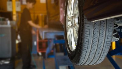 صيانة السيارات.. عوامل تؤدي إلى انحراف كاوتش عربيتك