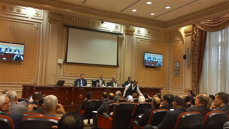 اجتماع لجنة الإسكان