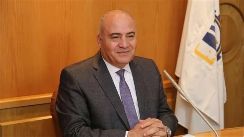 محافظ قنا، فيتو