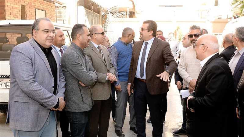 جولة رئيس جامعة المنصورة