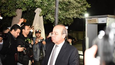 محمد هاني وعبد اللطيف المناوي يقدمان واجب العزاء لأسرة مفيد فوزي | صور