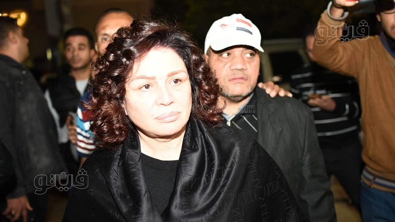 إلهام شاهين في عزاء