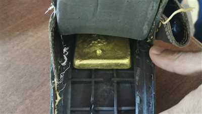 جمارك أرقين تضبط محاولة تهريب سبيكة ذهبية