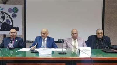 التغير المناخي وعلاقته بجودة التربة ندوة بزراعة عين شمس