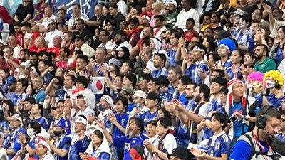 مدرب اليابان ينحني للجماهير بعد وداع كأس العالم أمام كرواتيا