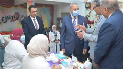 محافظ القليوبية يتابع حملة الكشف عن أمراض الأنيميا والسمنة والتقزم 