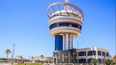 تداول 37 سفينة بضائع متنوعة في ميناء دمياط