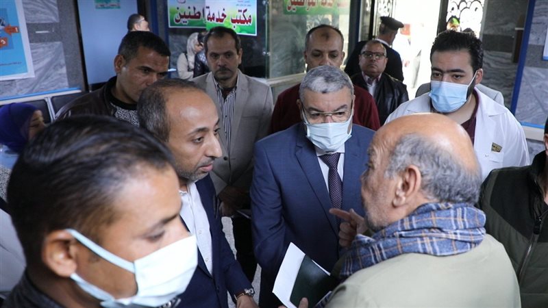 محافظ المنيا يتفقد
