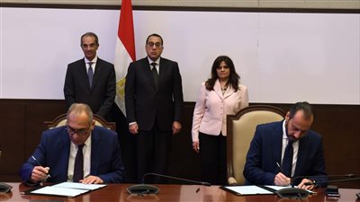 رئيس الوزراء يشهد توقيع بروتوكول لتطوير الخدمات الرقمية للمصريين العاملين بالخارج
