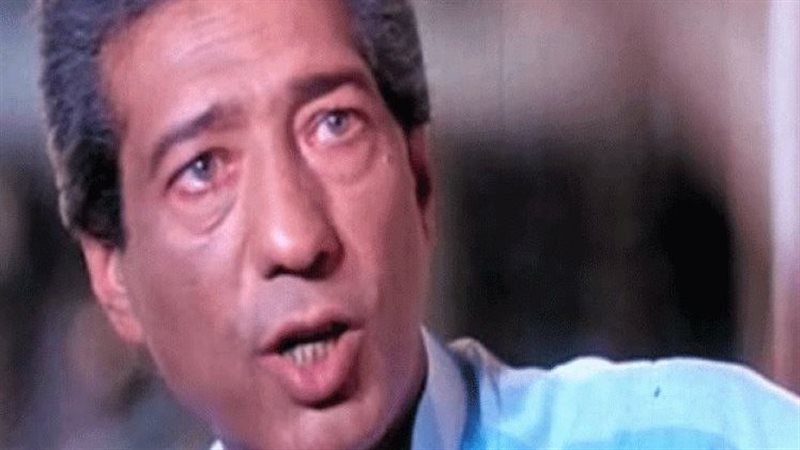 الفنان كرم مطاوع،