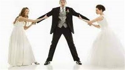 تفسير حلم الزوجة الثانية في المنام وعلاقته بسداد الديون وكثرة الأموال