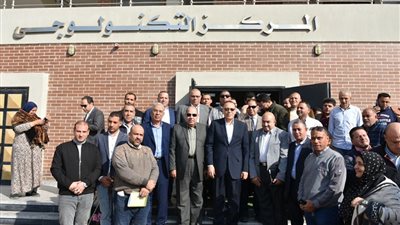 محافظ الشرقية يتابع مشروعات 