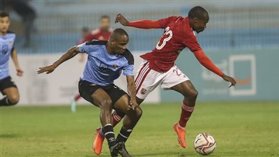 الأهلي يتقدم على غزل المحلة بثنائية في الشوط الأول بالصور
