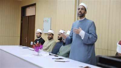 أعضاء فتوى الأزهر لطلاب جامعة أسوان: حب الوطن قيمة عظمى يجب التمسك بها 