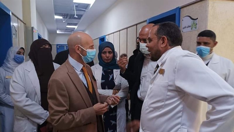 جانب من المتابعة،