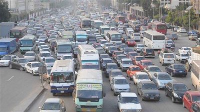 غلق شارع ذاكر حسين وزحام بشارعي فيصل والهرم وكوبري 15 مايو، الحالة المرورية اليوم