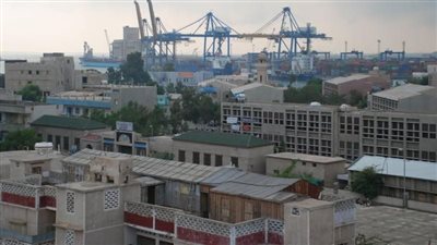 ميليشيا مسلحة شرقي السودان تغلق ميناءي بورتسودان