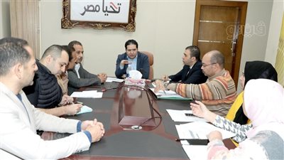 نائب محافظ بني سويف يبحث آليات تسريع العمل بملف تقنين الأراضى