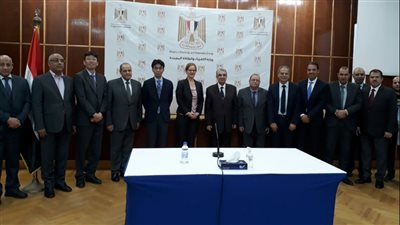 توقيع عقد بين شركة سيمنس والقابضة للكهرباء