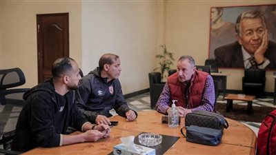 الأهلي يكشف تفاصيل زيارة الخطيب لفرع مدينة نصر واجتماعه مع بيبو وسليمان