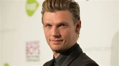 اغتصب إحدى معجباته، القضاء يلاحق أشهر أعضاء فرقة باكستريت بويز