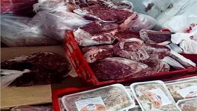 ضبط 12 طن لحوم ودواجن فاسدة في الوراق
