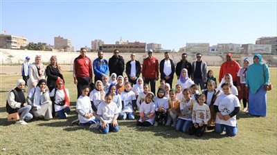 نائب محافظ سوهاج يشارك في ماراثون وأنشطة لياقتي (صور)