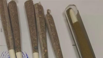 ضبط 34 سيجارة مخدرات بحوزة راكب بمطار القاهرة 