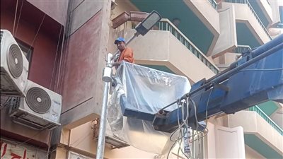 نائبة محافظ القاهرة توجه برفع كفاءة الإنارة بالمنطقة الجنوبية (صور) 